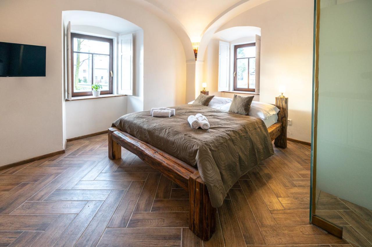 Penzion Fara Pod Milesovkou Velemin Extérieur photo