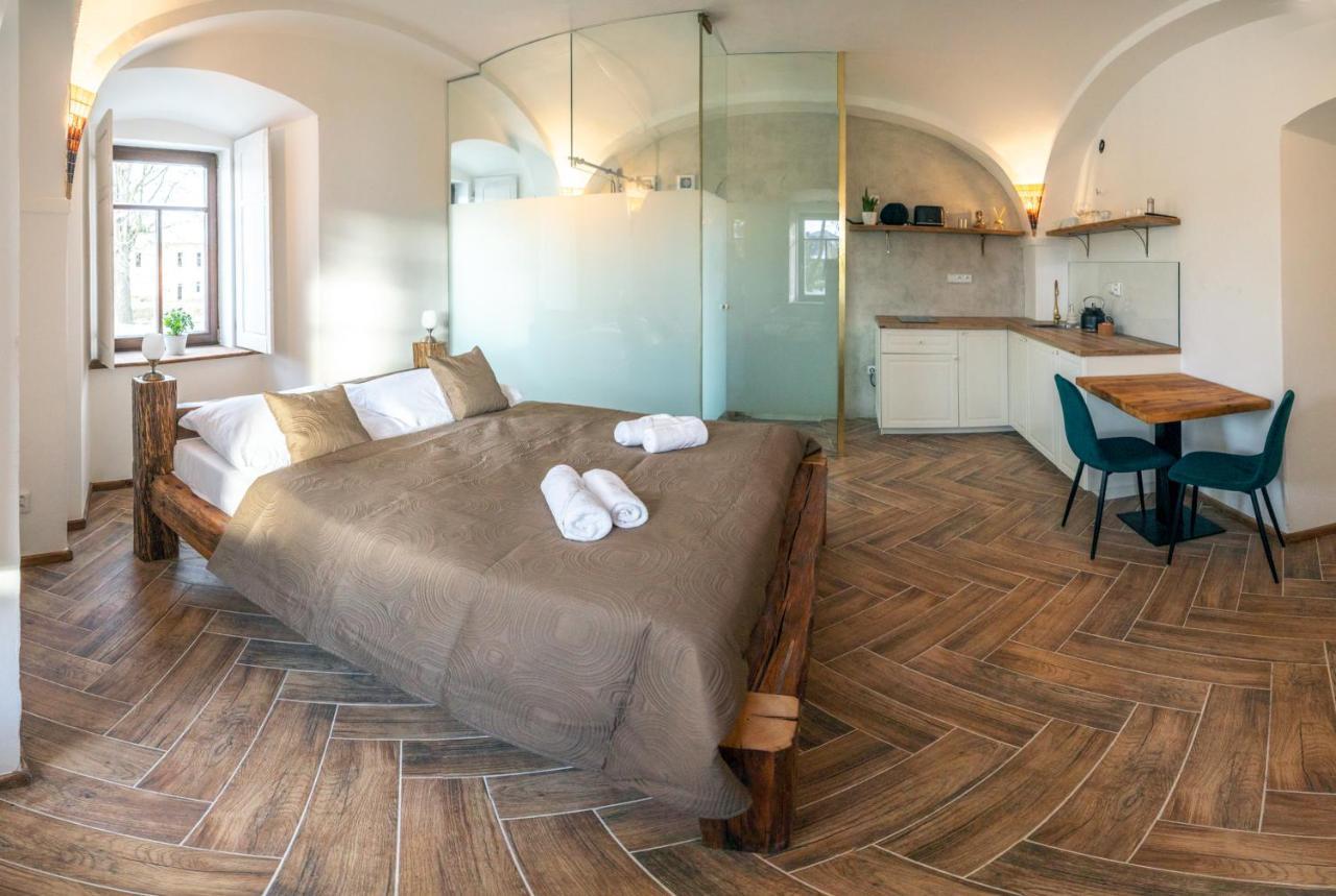 Penzion Fara Pod Milesovkou Velemin Extérieur photo